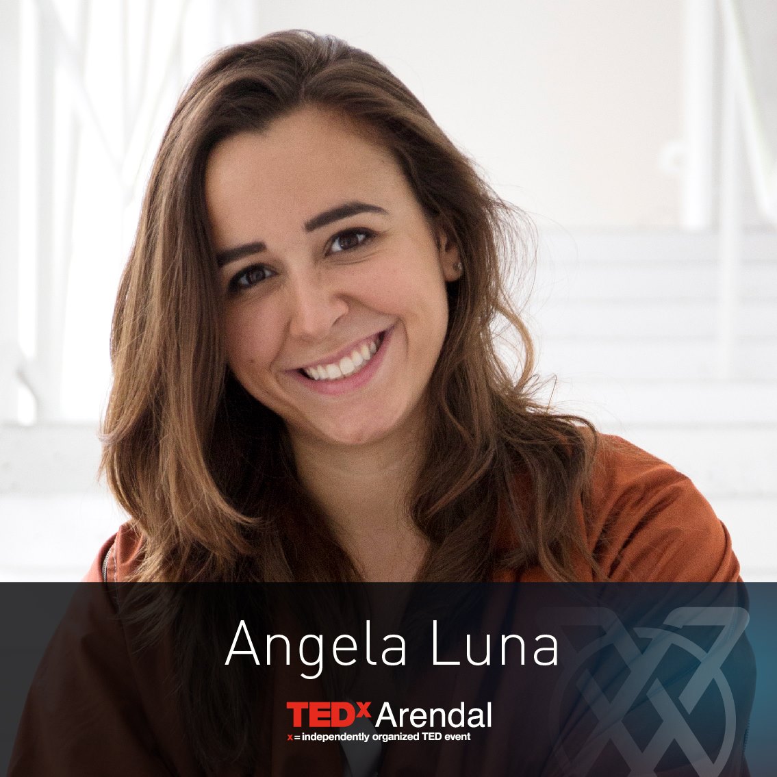 Angela Luna